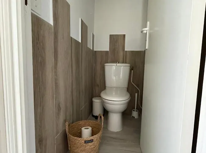 Lcsm Et Willa Frontignan